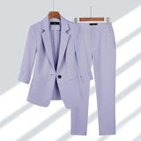 Elegantný dámsky blazer a nohavice