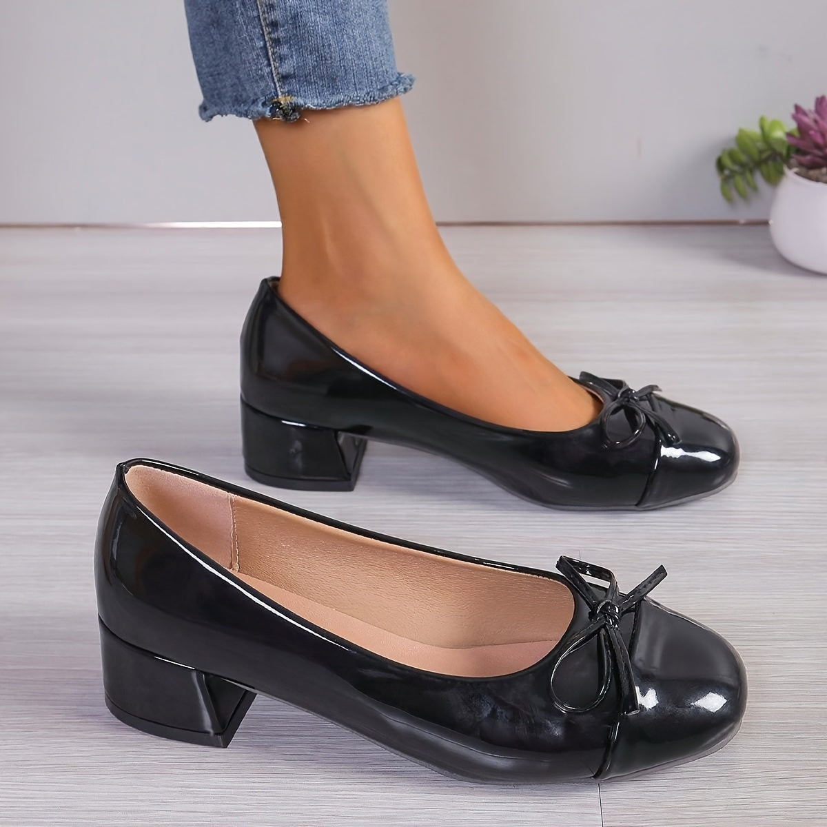 Thérèse | Lesklá elegancia a stabilné pohodlie