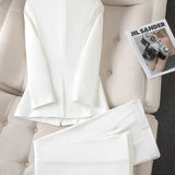 Univerzálny dámsky blazer a nohavice