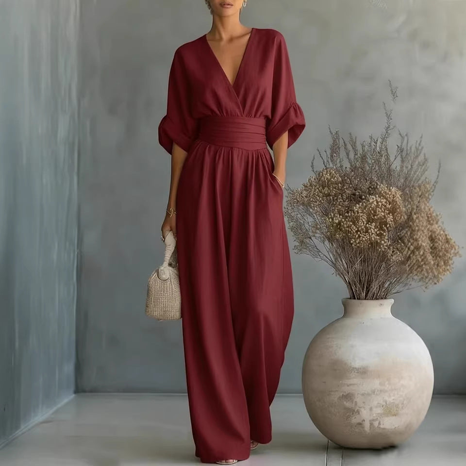 Elegantné V-šaty s odhaleným chrbtom a voľnými rukávmi