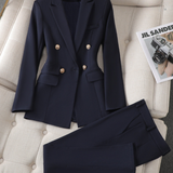 Univerzálny dámsky blazer a nohavice