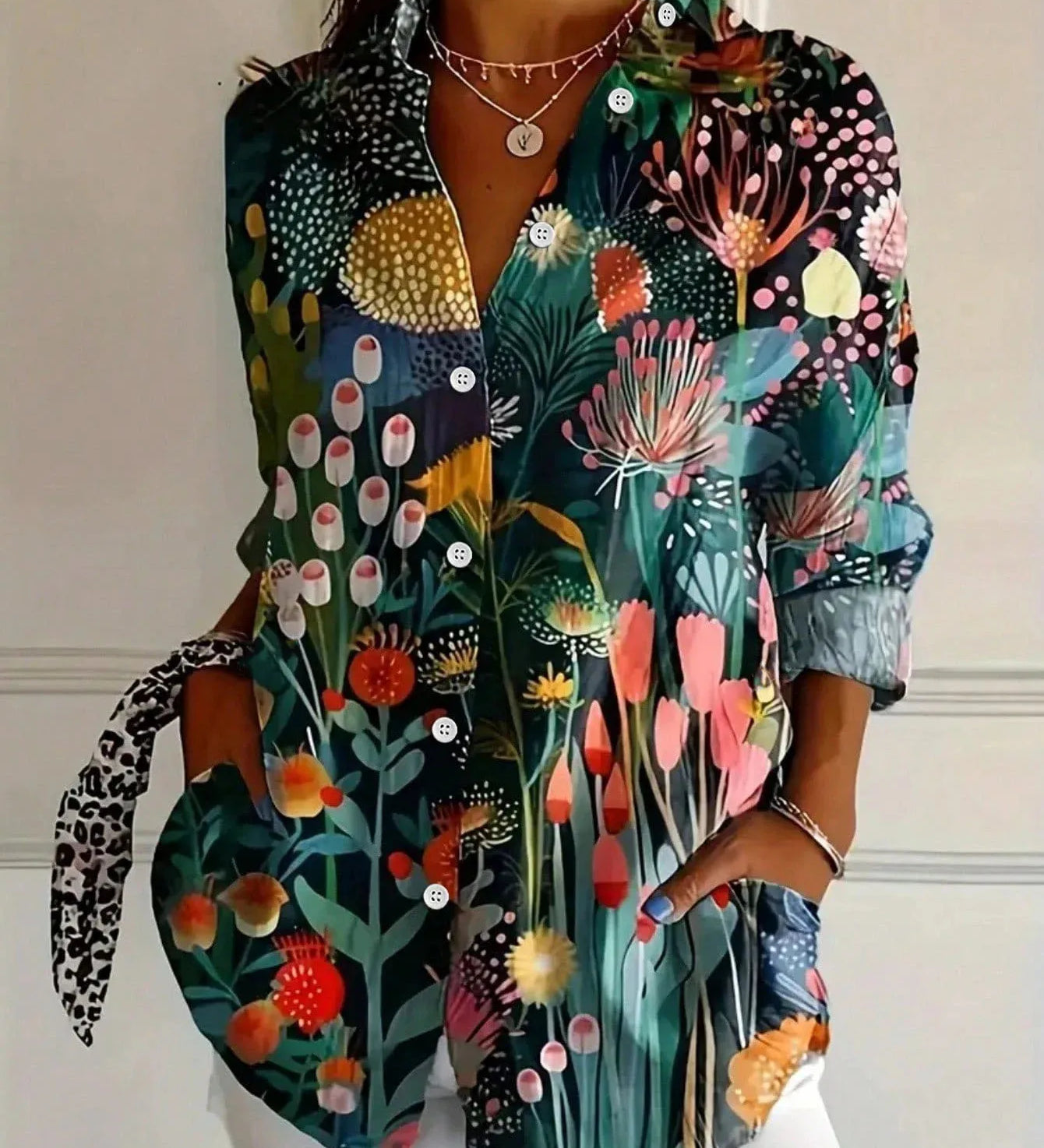 Élianne™ — Elegantná blúzka s odolnými farbami