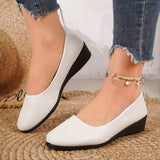 Gisele™ – Comfortable Low-Heeled Pumps for Maximum Comfort