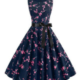 "Námornícka Modrá Rockabilly Šaty" can be rewritten as "Námornícky Modrý Rockabilly Šaty".